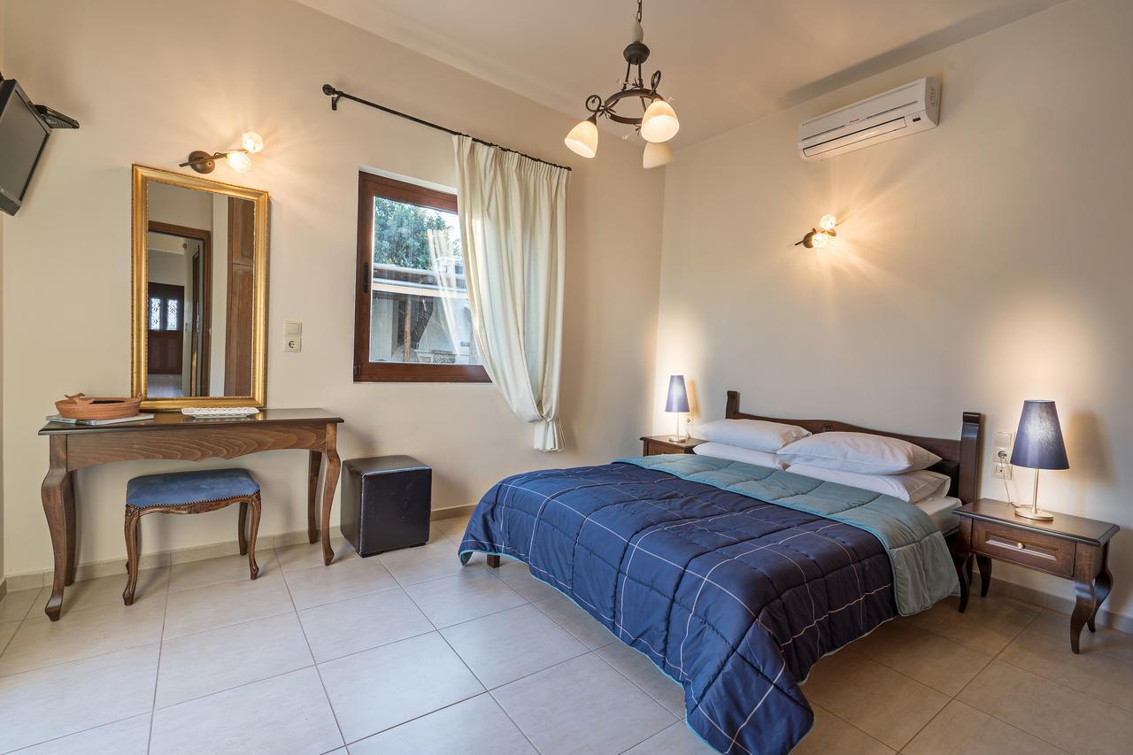 Sea Views At Villa Anemomylos With Heated Pool, Ping Pong And Tennis Agia Pelagia  Bagian luar foto