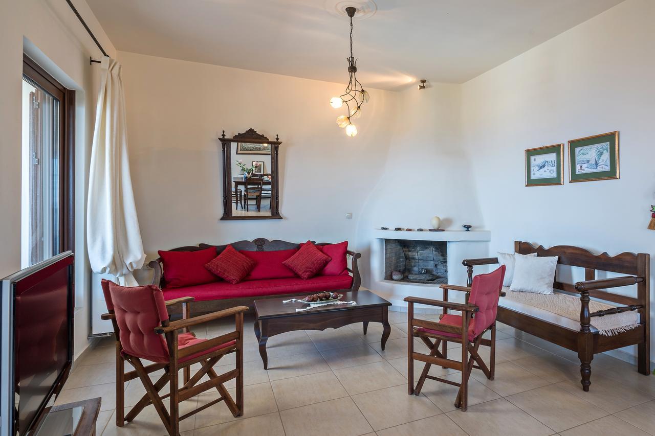 Sea Views At Villa Anemomylos With Heated Pool, Ping Pong And Tennis Agia Pelagia  Bagian luar foto